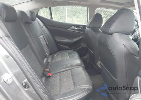 2019 Nissan Maxima 3.5 Platinum from USA, damaged, VIN 1N4AA6AV1KC378608